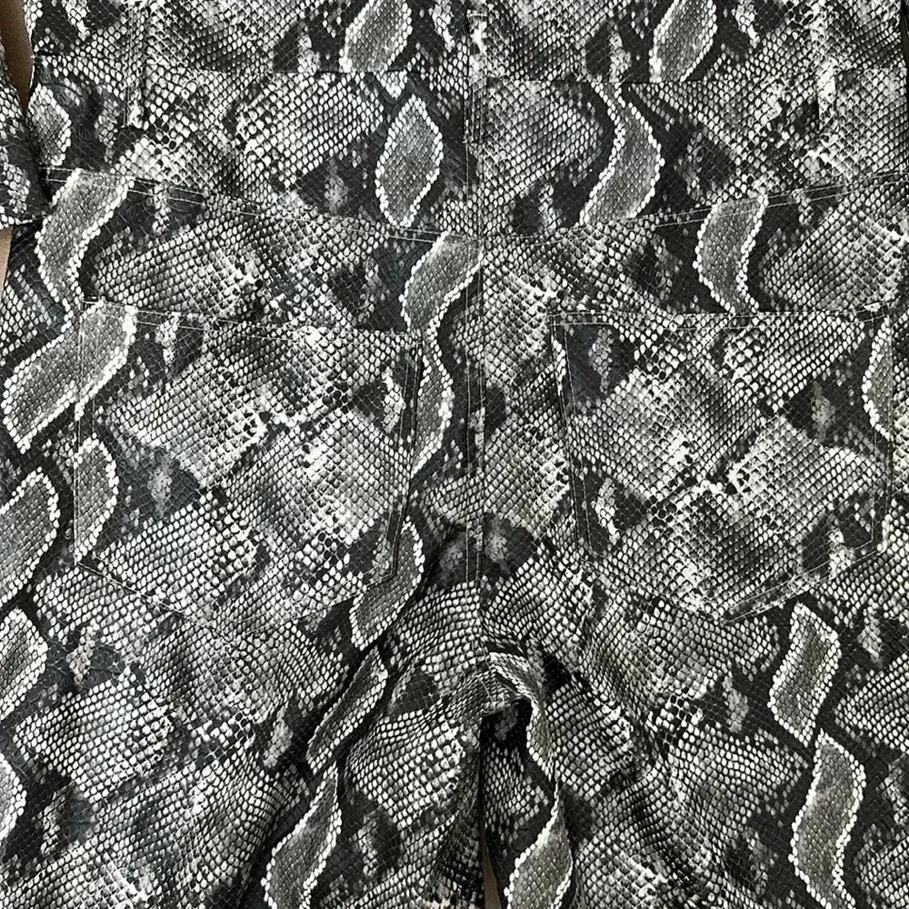 NONchalant Label Revolve Python Jumpsuit RARE! Sz… - image 10